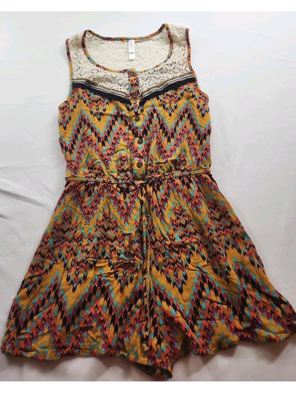 Women's Juniors Xhilaration Romper, Small, Elastic waist, Button Front, Geometr - Picture 2 of 6